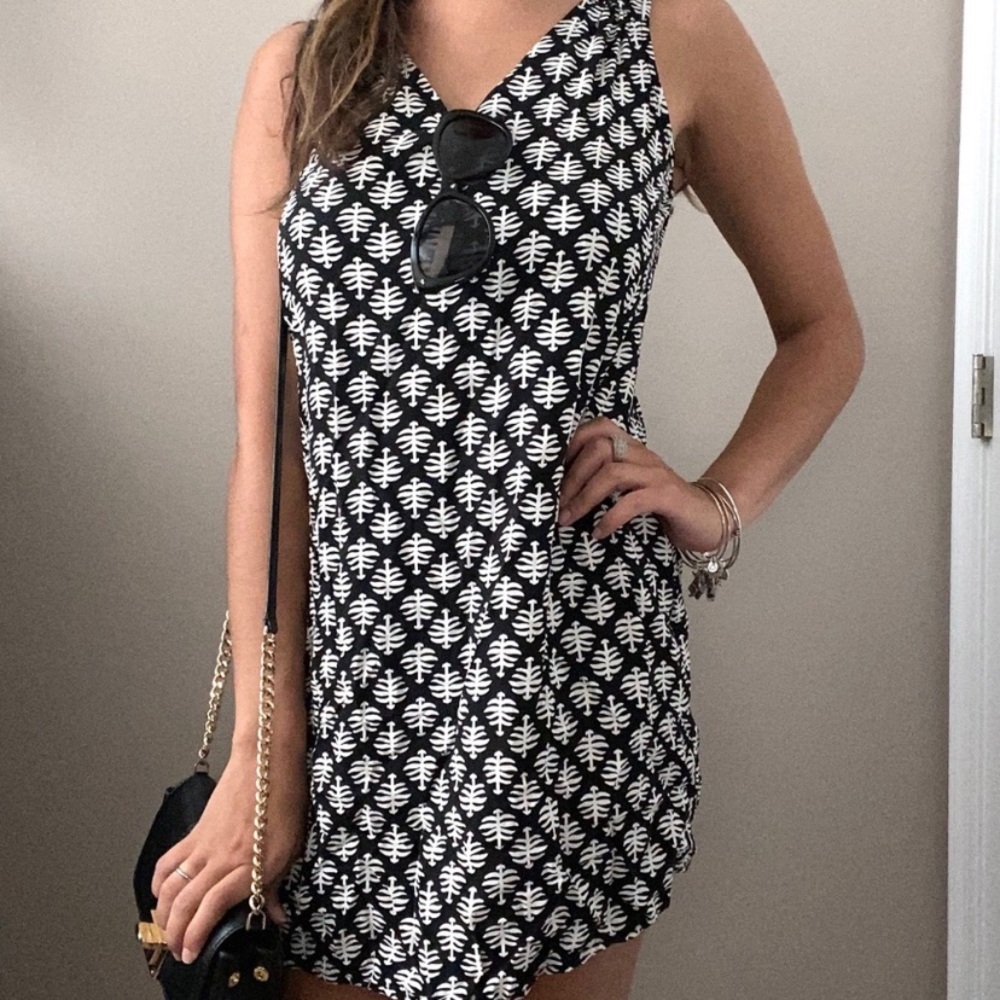 OLD NAVY - Boho Black & White Dress w/ Keyhole